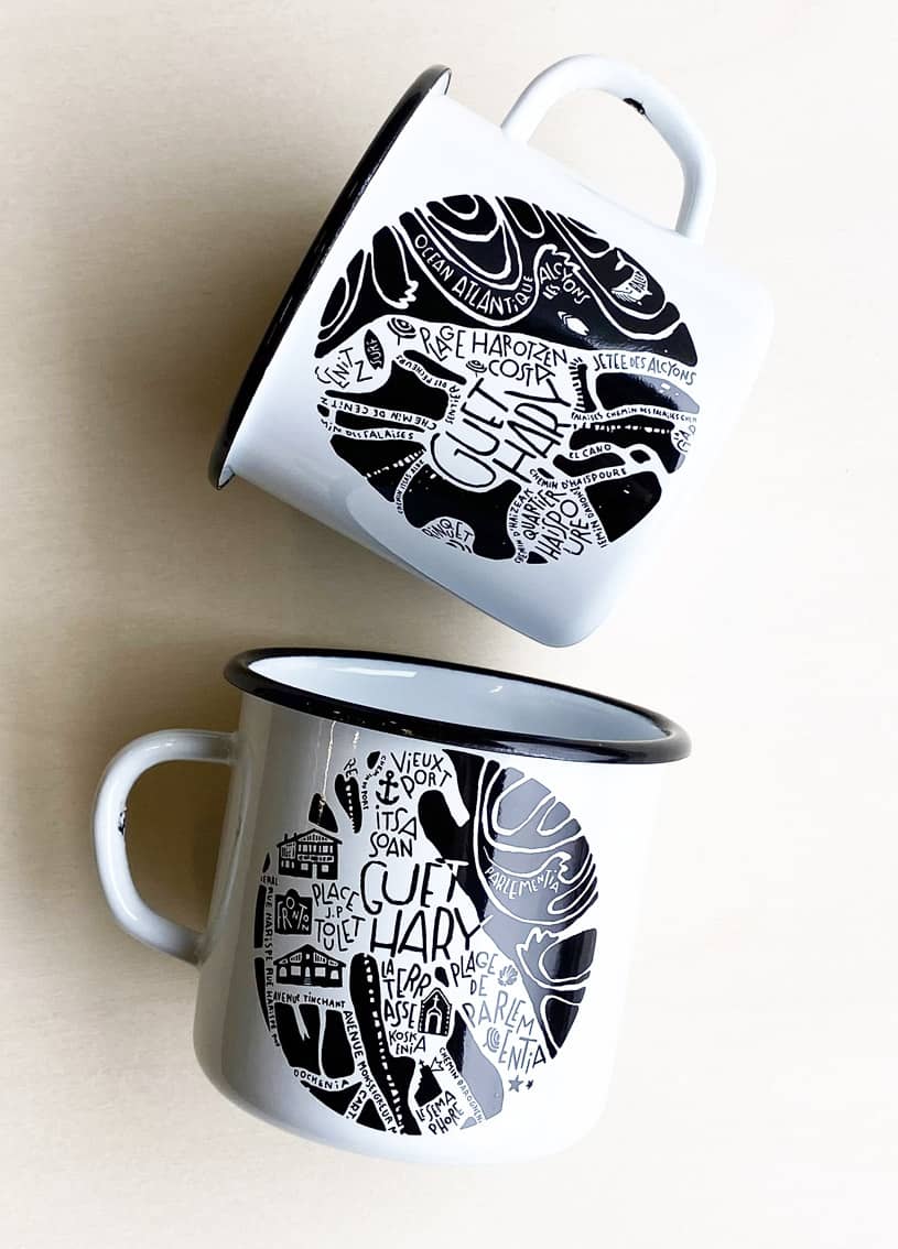 Mug émaillé de Guethary par Tokiko